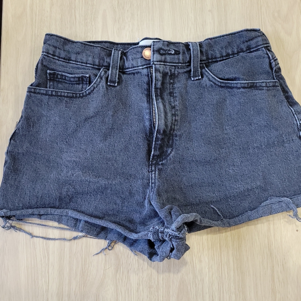 Universal Thread Faded Black Jean Shorts size 6